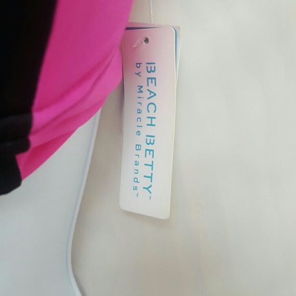 Shaping Bikini Top - Picture 3 of 4